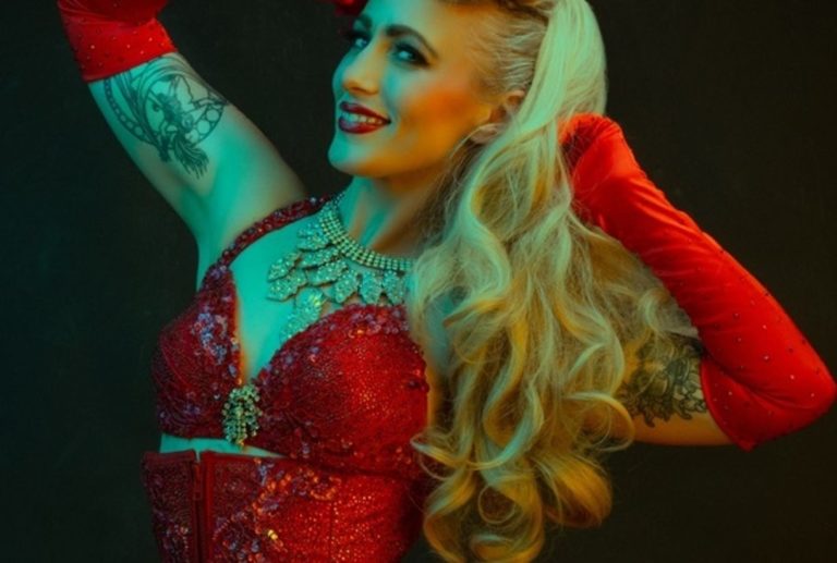 Burlesque Sept sm 1116694097 768x517